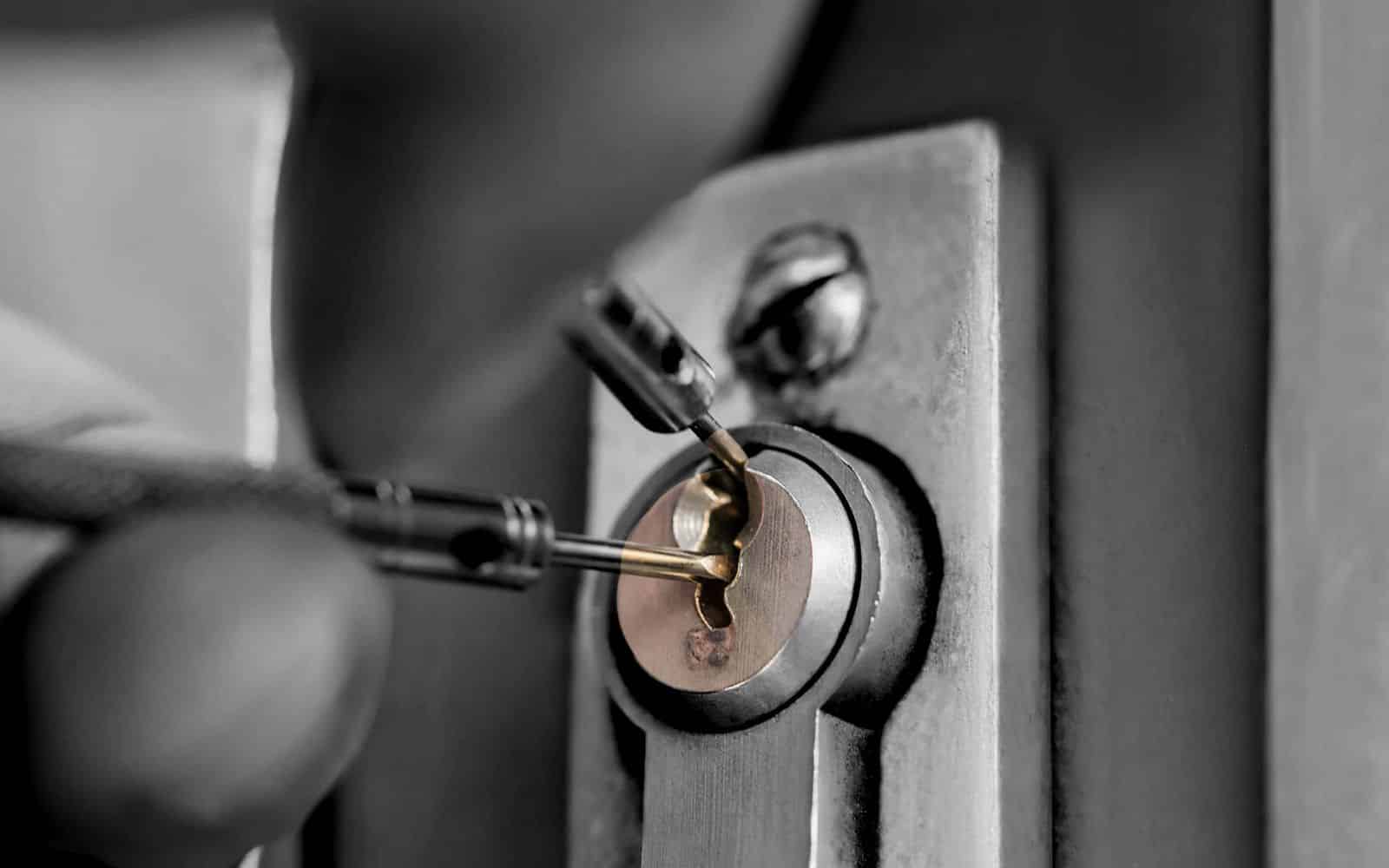 How Much Does a Locksmith Service Cost?