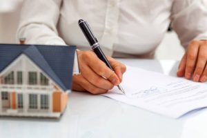 Impact of Unique Features on Home Pricing